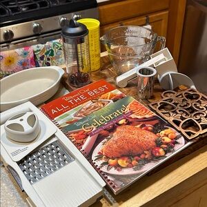 Pampered Chef Culinary Collection -9 items some new some gently used.